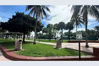 1750 N Bayshore Dr #2607, Miami, FL 33132 - Photo 17