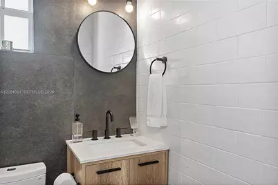 2451 SW 25th St, Miami, FL 33133 - Photo 37