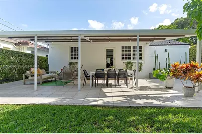 2451 SW 25th St, Miami, FL 33133 - Photo 49