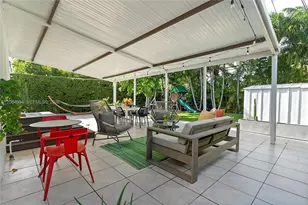 2451 SW 25th St, Miami, FL 33133 - Photo 41