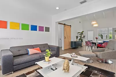 2451 SW 25th St, Miami, FL 33133 - Photo 17