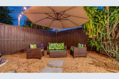 301 SW 69th Ave #301, Miami, FL 33144 - Photo 31