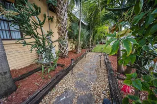 301 SW 69th Ave, Miami, FL 33144 - Photo 49