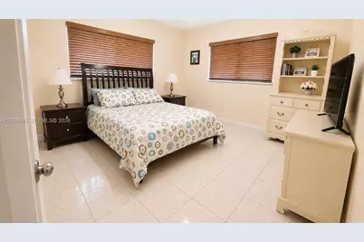 2675 SW 119th Ct, Miami, FL 33175 - Photo 7