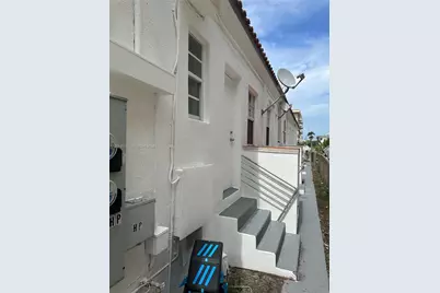 8335 E Crespi Blvd #4, Miami Beach, FL 33141 - Photo 25