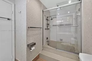 16831 Patio Village Ln, Weston, FL 33326 - Photo 19