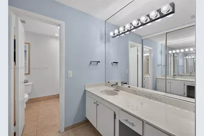 16831 Patio Village Ln, Weston, FL 33326 - Photo 17