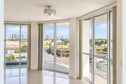 1 Glen Royal Pkwy #702, Miami, FL 33125 - Photo 3