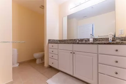 3001 NE 185th St #710, Aventura, FL 33180 - Photo 47