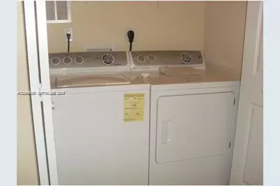 11501 NW 89th St #105, Doral, FL 33178 - Photo 5