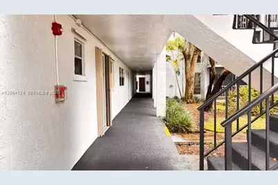 483 N Pine Island Rd #C305, Plantation, FL 33324 - Photo 3