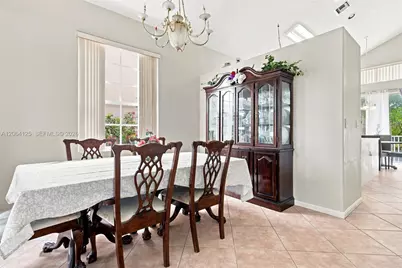15650 NW 12th Ct, Pembroke Pines, FL 33028 - Photo 35