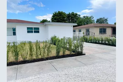 320 NE 160th St, Miami, FL 33162 - Photo 47