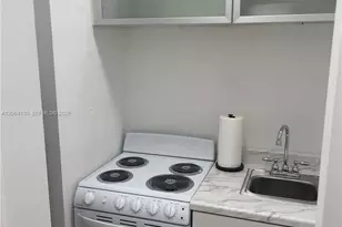 320 NE 160th St, Miami, FL 33162 - Photo 35