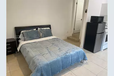 320 NE 160th St, Miami, FL 33162 - Photo 29