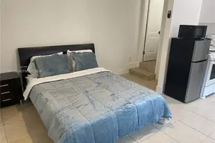 320 NE 160th St, Miami, FL 33162 - Photo 29