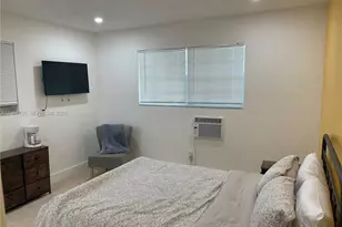 320 NE 160th St, Miami, FL 33162 - Photo 37