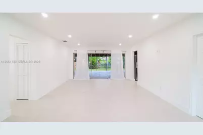 320 NE 160th St, Miami, FL 33162 - Photo 5
