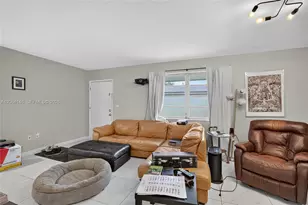 210 E 10th St, Hialeah, FL 33010 - Photo 21