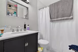 210 E 10th St, Hialeah, FL 33010 - Photo 17