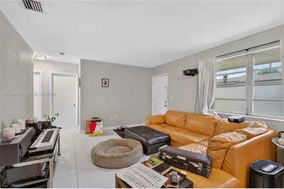 210 E 10th St, Hialeah, FL 33010 - Photo 23
