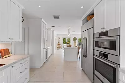 735 Benevento Ave, Coral Gables, FL 33146 - Photo 9