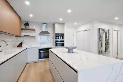 2301 Collins Ave #1633, Miami Beach, FL 33139 - Photo 5