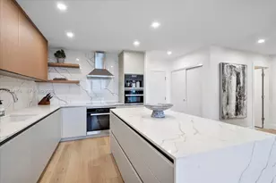2301 Collins Ave, Miami Beach, FL 33139 - Photo 5