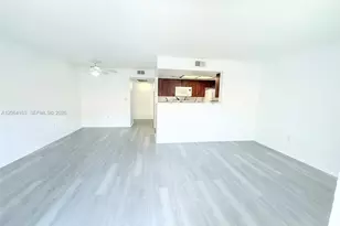 3212 Coral Lake Ln, Coral Springs, FL 33065 - Photo 5