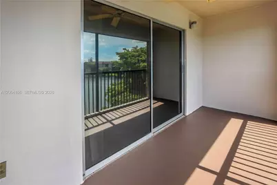 850 SW 138th Ave #409D, Pembroke Pines, FL 33027 - Photo 17