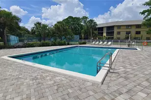 8921 NW 28th Dr, Coral Springs, FL 33065 - Photo 19
