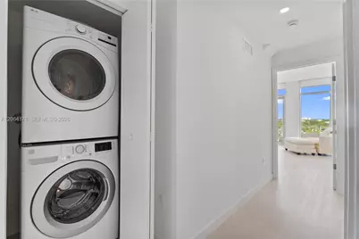 3250 NE 1st Ave #545, Miami, FL 33137 - Photo 35