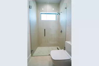 9330 SW 34th St, Miami, FL 33165 - Photo 59