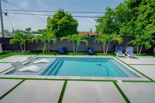 9330 SW 34th St, Miami, FL 33165 - Photo 11