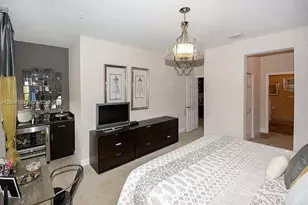 837 SW 147th Ave, Pembroke Pines, FL 33027 - Photo 13