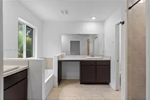 1385 NW 208th Terrace, Miami Gardens, FL 33169 - Photo 41