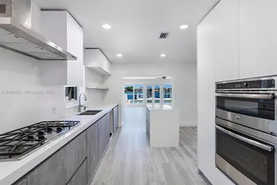 1451 Stillwater Dr, Miami Beach, FL 33141 - Photo 11