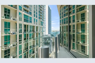 300 Biscayne Boulevard Way #1106E, Miami, FL 33131 - Photo 37