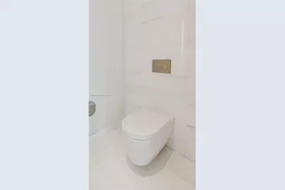 300 Biscayne Boulevard Way #1106E, Miami, FL 33131 - Photo 33