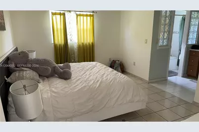 1542 SW 138th Ct, Miami, FL 33184 - Photo 7