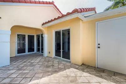 1351 Springside Dr, Weston, FL 33326 - Photo 27