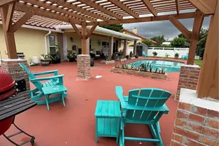 8697 NW 1st St, Coral Springs, FL 33071 - Photo 9