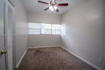 2615 Hargill Dr, Orlando, FL 32806 - Photo 21