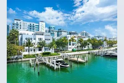 6203 Laguna Path N, Miami Beach, FL 33141 - Photo 37