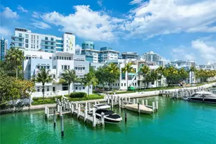 6203 Laguna Path N, Miami Beach, FL 33141 - Photo 37