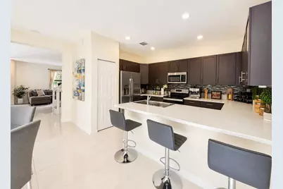 10545 W 32nd Ln #0, Hialeah, FL 33018 - Photo 3