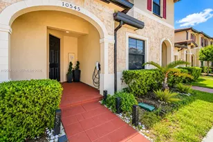 10545 W 32nd Ln, Hialeah, FL 33018 - Photo 19