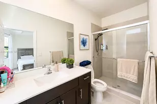 10545 W 32nd Ln, Hialeah, FL 33018 - Photo 15