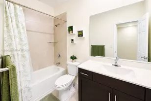 10545 W 32nd Ln, Hialeah, FL 33018 - Photo 17