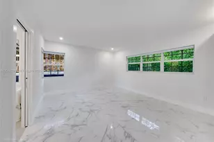 52 Camden Dr, Bal Harbour, FL 33154 - Photo 31